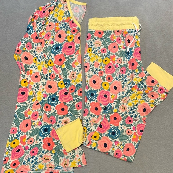 Little Sleepies Other - Little sleepies pajama set